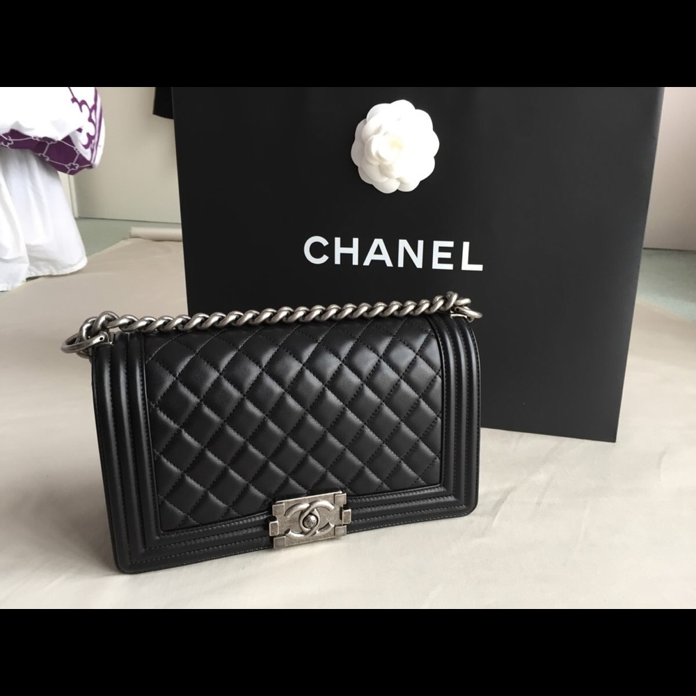 Chanel Boy Old Medium